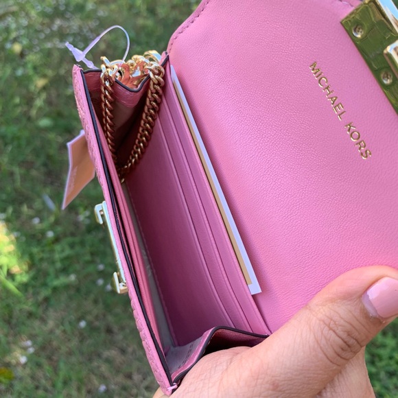 Michael Kors Whitney SM Chain Carryall Wallet - Picture 4 of 5